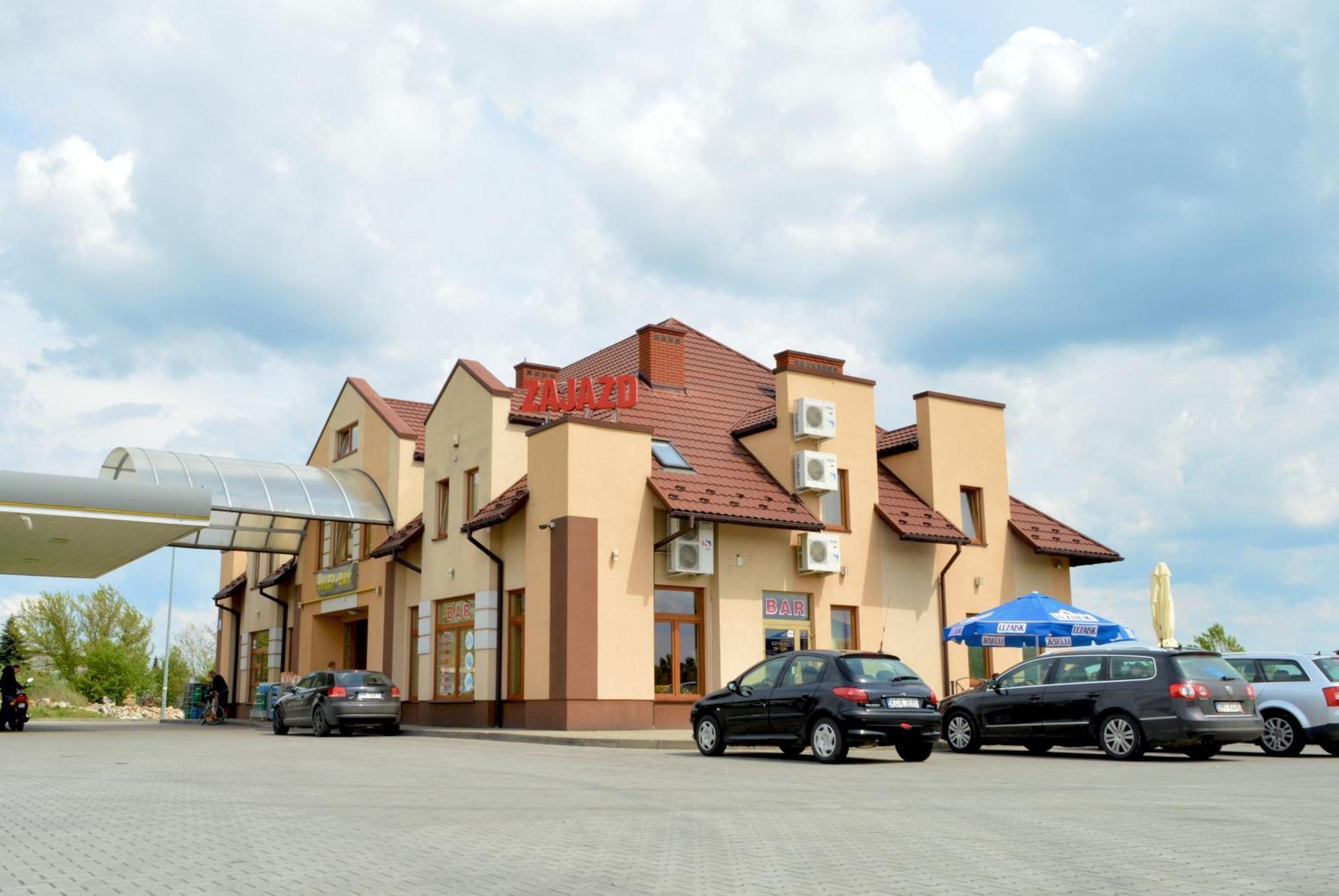 Zajazd Партиня Екстер'єр фото